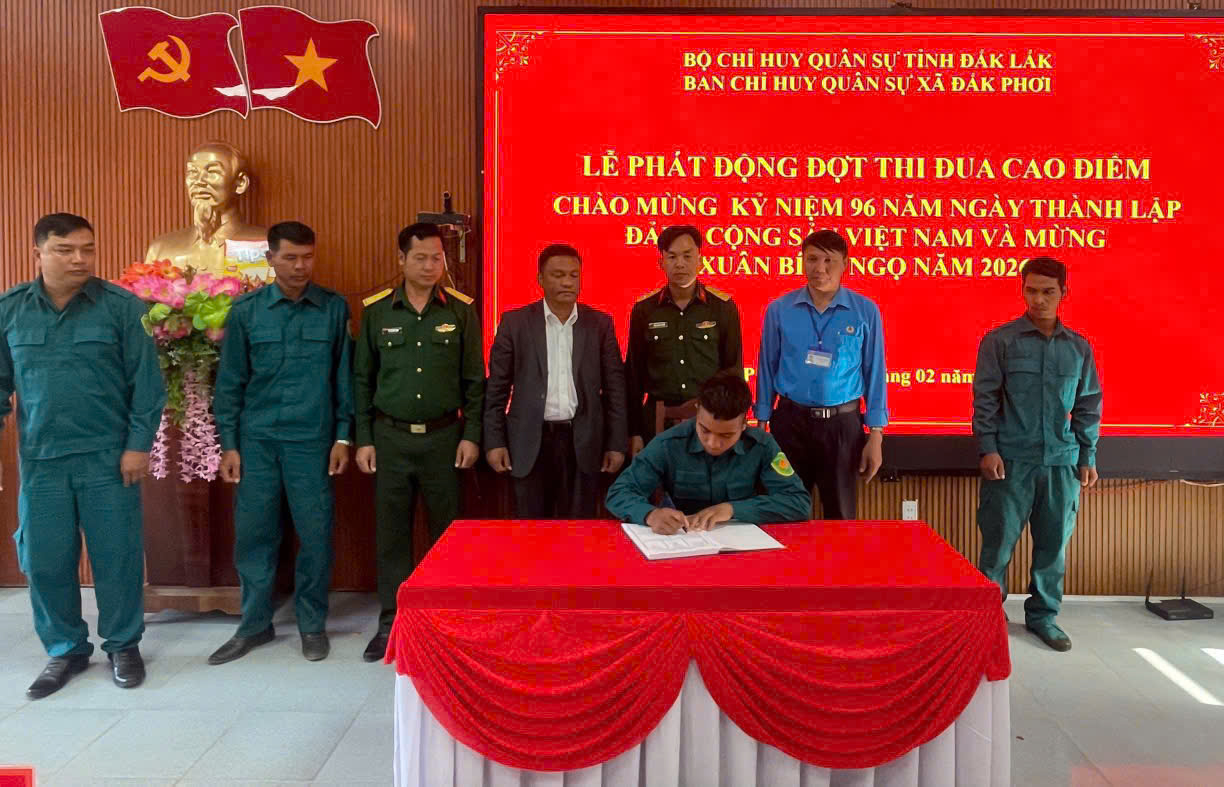 Ban Chỉ huy Quân sự xã Đắk Phơi phát động cao điểm đợt thi đua “Mừng Đảng, mừng Xuân, ra quân Quyết thắng”